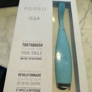 BRAND NEW SEALED FOREO ISSA 1 IN MINT